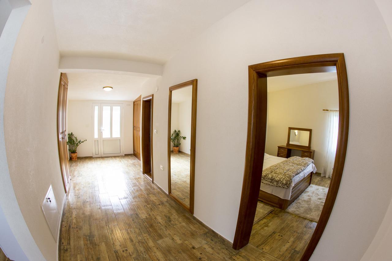 Lux Apartments Fabris Kotor Zewnętrze zdjęcie