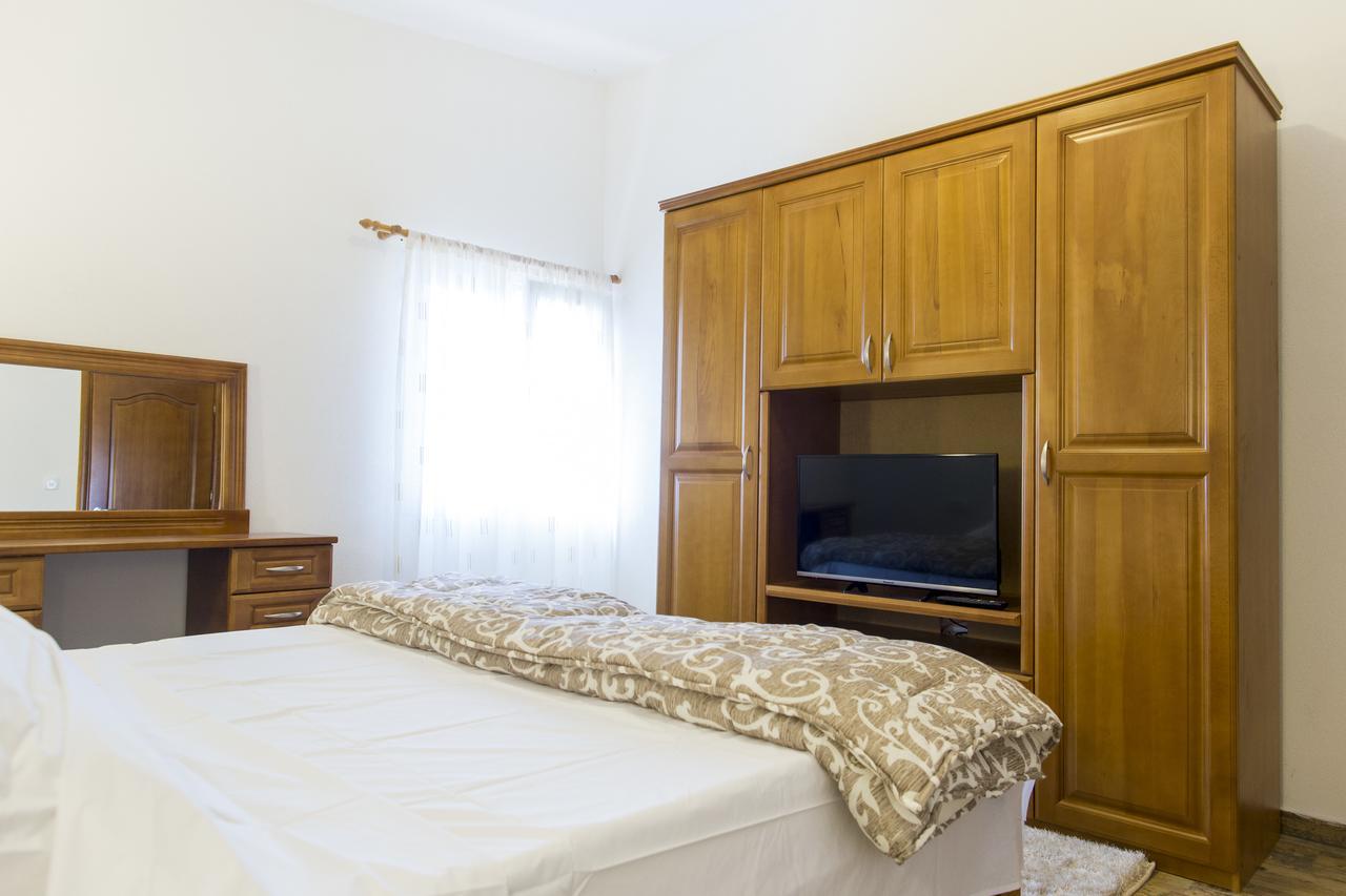 Lux Apartments Fabris Kotor Zewnętrze zdjęcie