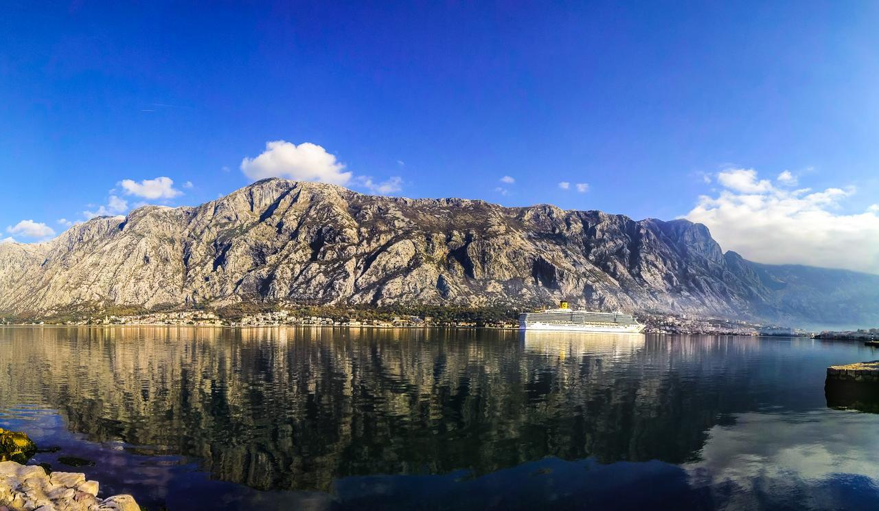 Lux Apartments Fabris Kotor Zewnętrze zdjęcie